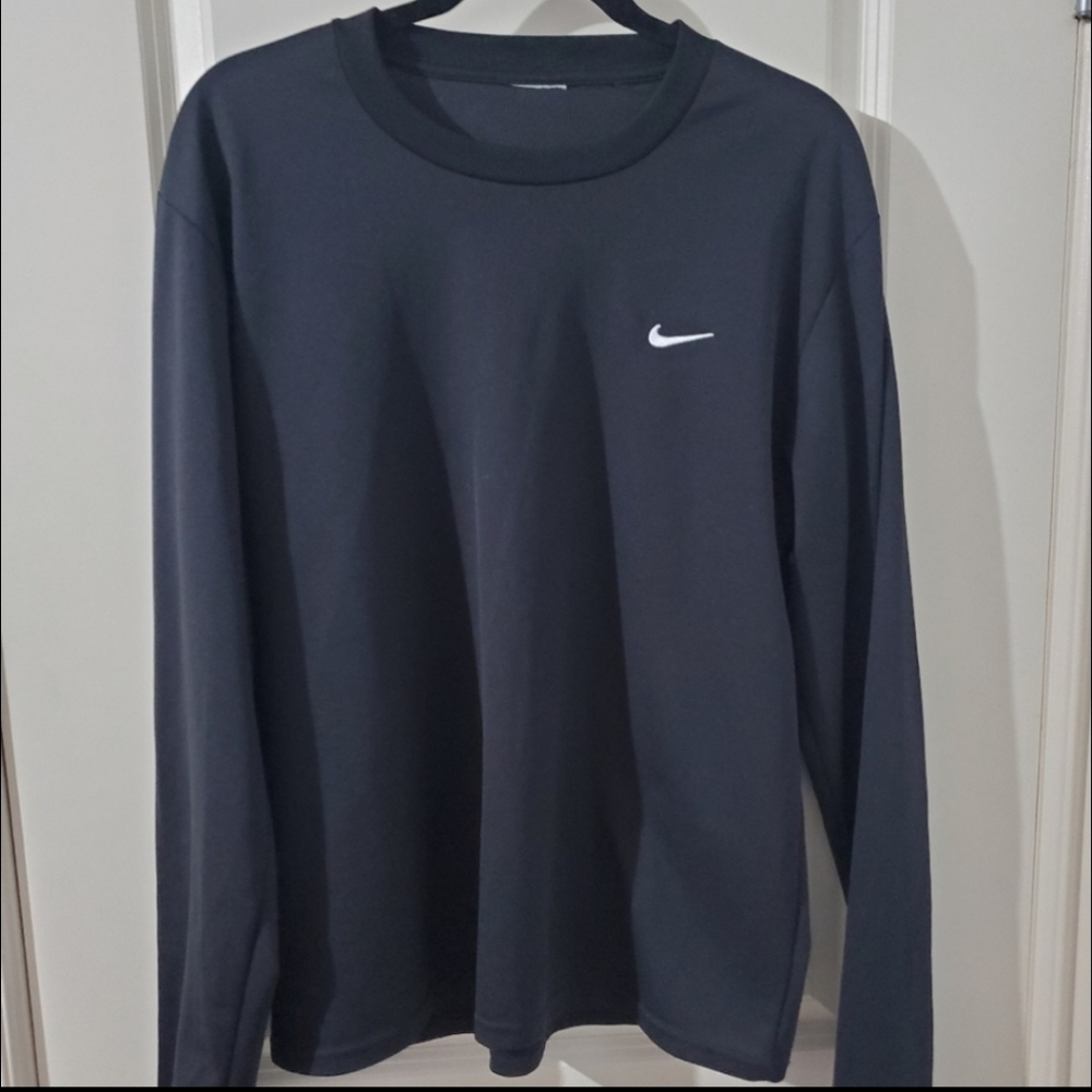 Long sleeve Nike top